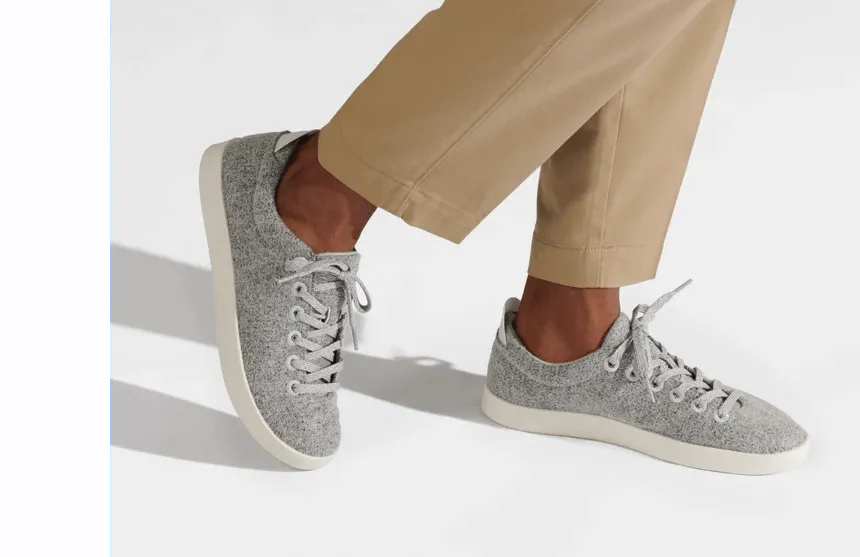 I received an email, and I loved a new pair they had: Wool Pipers.